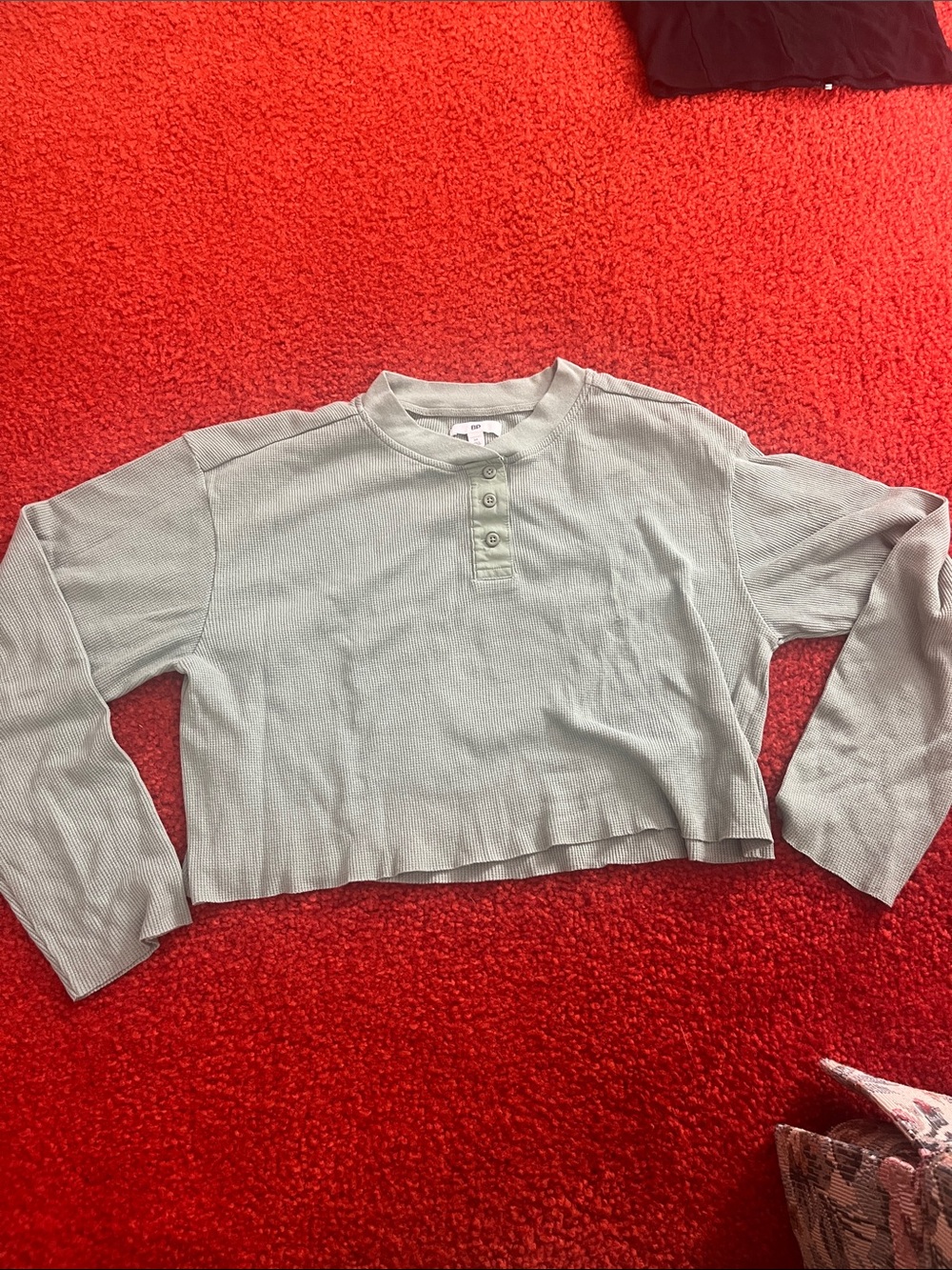 Green waffle long sleeve crop shirt